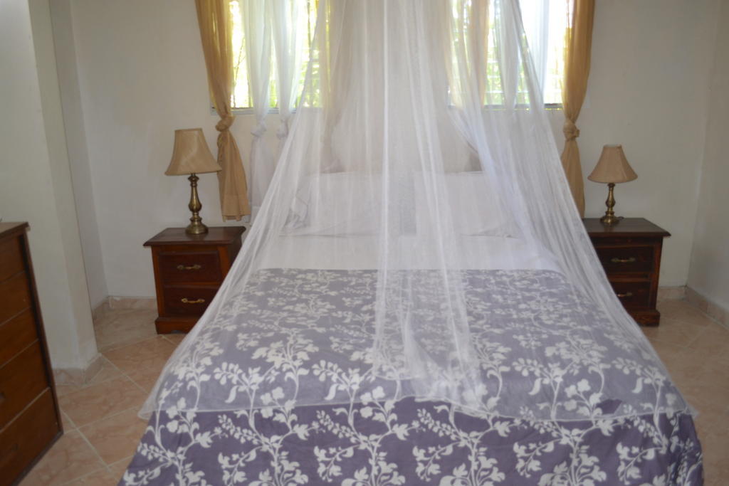 Pacot Breeze Hotel Musseau Habitación foto