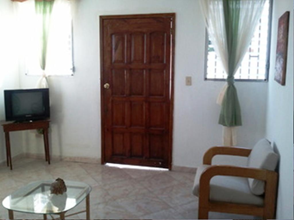 Pacot Breeze Hotel Musseau Habitación foto